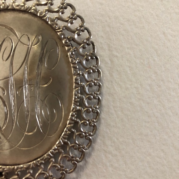 Antique monogram belt buckle/pin - Picture 7 of 8